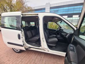 Fiat Doblò Panorama 1.6Mjt Lounge 70kW - Foto 7