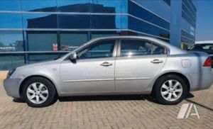 Kia Magentis 2.0CRDi Concept (159CO2) - Foto 2