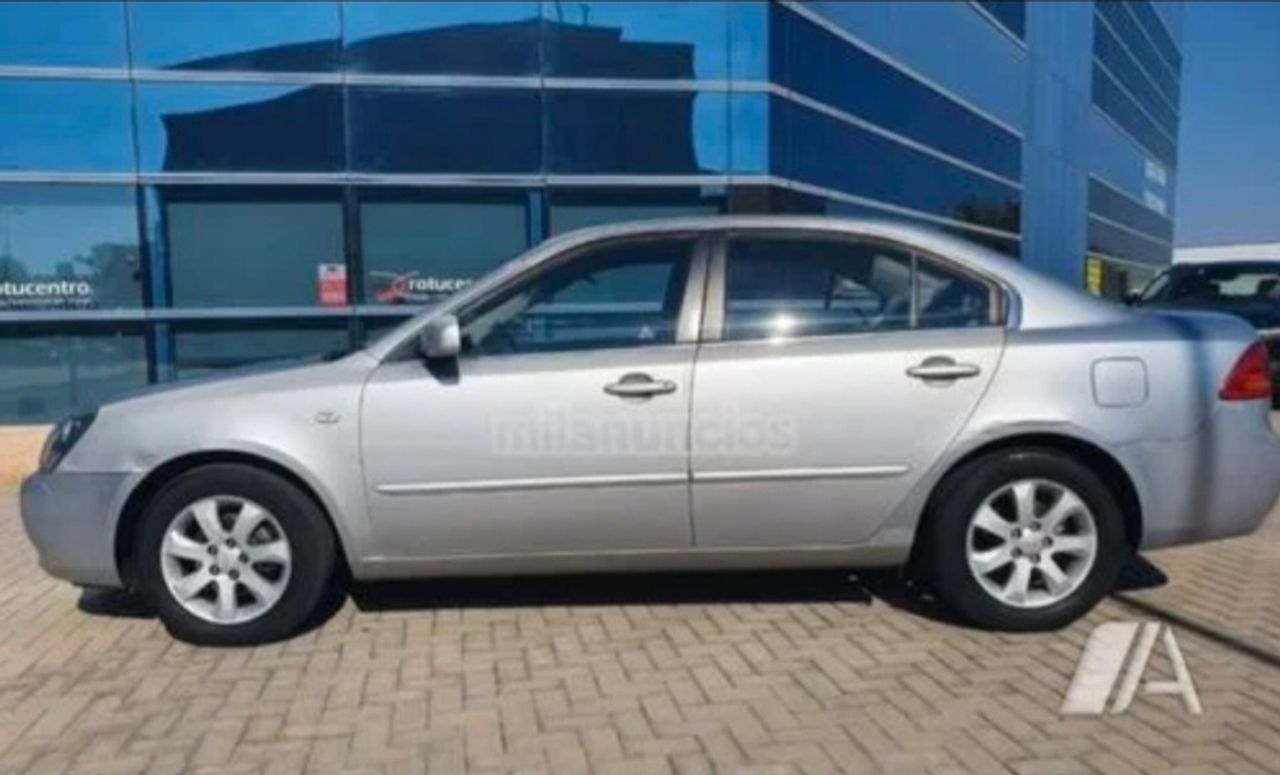 Kia Magentis 2.0CRDi Concept (159CO2) - Foto 1