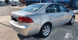 Kia Magentis 2.0CRDi Concept (159CO2) - Foto 3