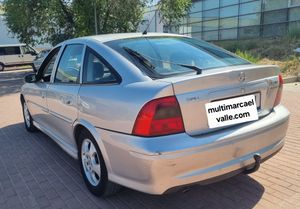Opel Vectra 5p Comfort 2.0 DTI 16V - Foto 3