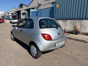Ford Ka 1.3 70 CV - Foto 3