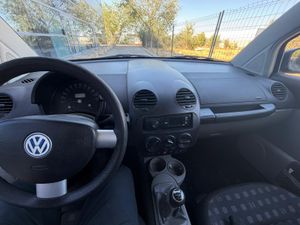 Volkswagen New Beetle 1.9 TDI 90 CV - Foto 6