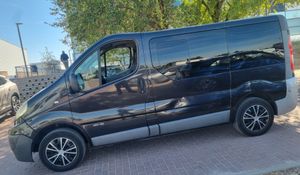 Renault Trafic Combi Passenger 2.0 dci 9 plazas - Foto 3