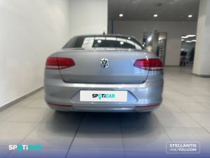 Volkswagen Passat   2.0 TDI 110kW (150CV) DSG Advance - Foto 5