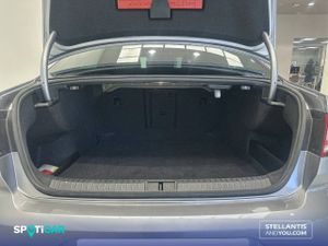 Volkswagen Passat   2.0 TDI 110kW (150CV) DSG Advance - Foto 6