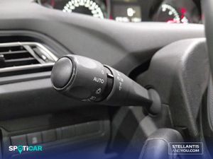 Peugeot 308  5p  1.6 BlueHDi 73KW (100CV) Active - Foto 19