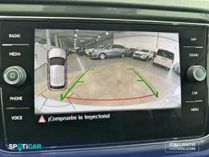 Volkswagen T-Roc   1.5 TSI 110kW (150CV) DSG Sport - Foto 14
