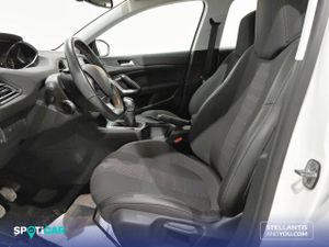 Peugeot 308  5p  1.6 BlueHDi 73KW (100CV) Active - Foto 9