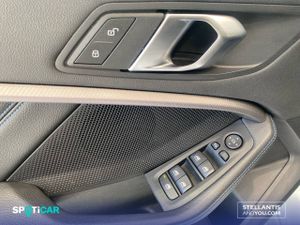 BMW Serie 1  118d  Auto. Business - Foto 12