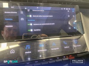 Peugeot 308  5P  PureTech 130 S&S MAN Allure - Foto 20