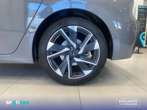 Peugeot 308  5P  PureTech 130 S&S MAN Allure - Foto 11