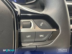 Peugeot 2008   Gasolina 100 S&S 6 Vel. MAN Allure - Foto 17