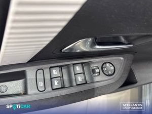 Citroën C4  Hybrid 136 e-DCS6 Plus - Foto 12