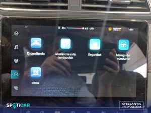 MG ZS  1.5 Comfort - Foto 19