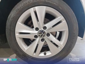 Volkswagen Golf   1.0 TSI 81kW (110CV) Life - Foto 11