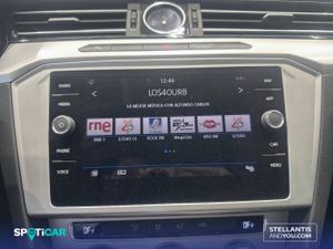 Volkswagen Passat   2.0 TDI 110kW (150CV) DSG Advance - Foto 14