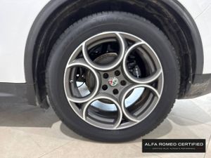 Alfa Romeo Stelvio  2.2 Diésel 140kW (190CV)  Q4 Sprint - Foto 11