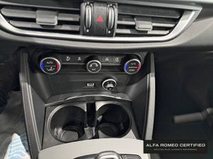 Alfa Romeo Stelvio  2.2 Diésel 140kW (190CV)  Q4 Sprint - Foto 19