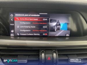 Alfa Romeo Stelvio  2.2 Diésel 140kW (190CV)  Q4 Sprint - Foto 19