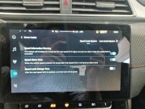 MG ZS  1.5 Comfort - Foto 19