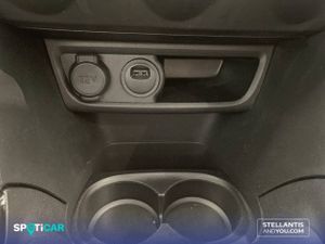 Peugeot 2008   PureTech 110 S&S 6 Vel. MAN Signature - Foto 16