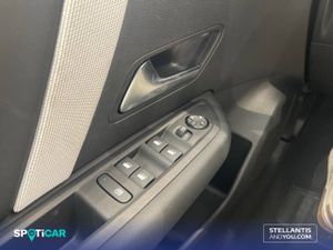 Citroën C4  Hybrid 145 ë-DCS6 Max - Foto 12