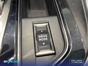 Peugeot 3008  225 e-EAT8 Allure - Foto 17
