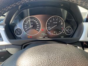 BMW Serie 3 318i Touring - Foto 18