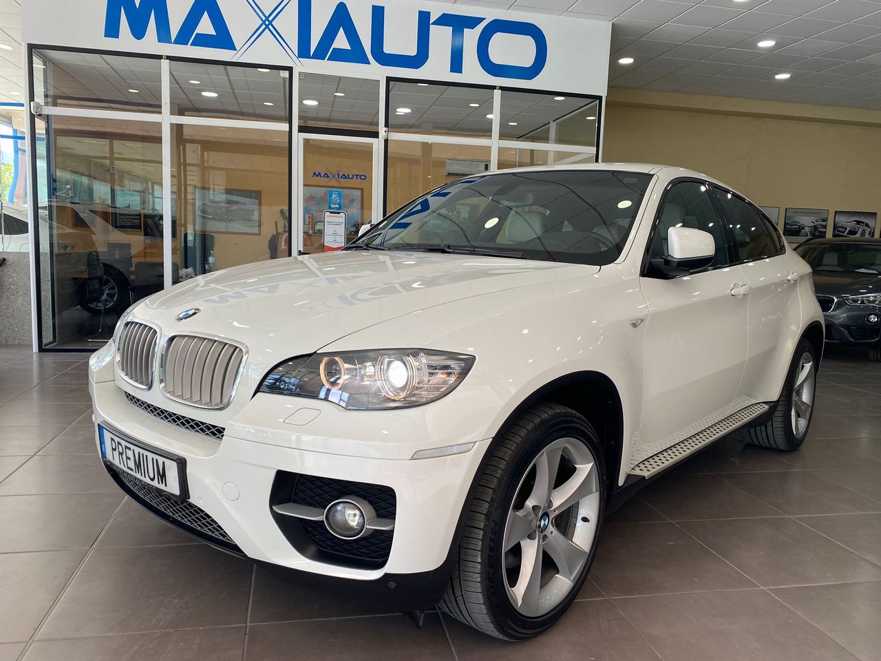 BMW X6 X-DRIVE STEPTRONIC 35D 285 CV   - Foto 1