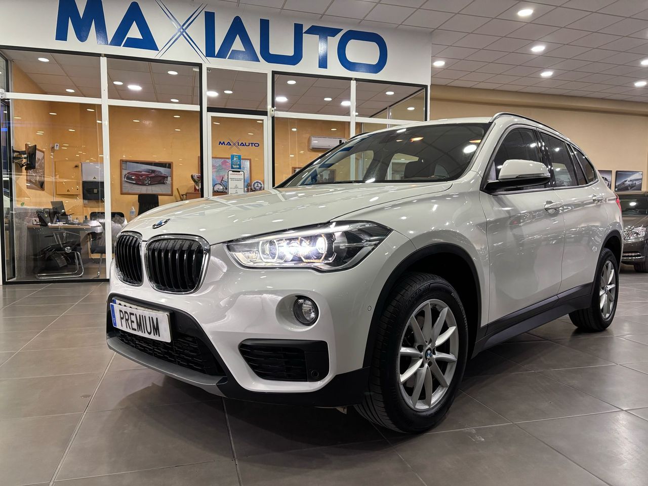 BMW X1 18DA BUSINES STEPTRONIC 150 CV   - Foto 1