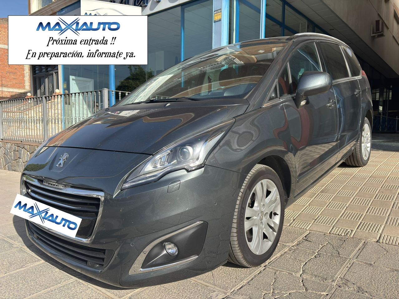 Peugeot 5008 2.0 BLUE-HDI 150 CV ALLURE 7 PLAZAS   - Foto 1