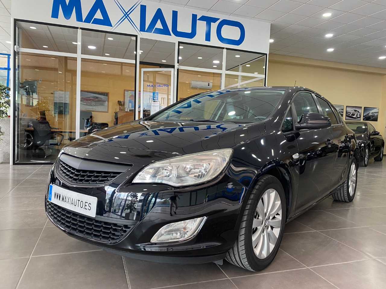 Opel Astra 1.7 CDTI 110 CV SPORT   - Foto 1
