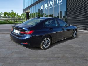 Bmw Series 3 318d Auto. - Foto 4