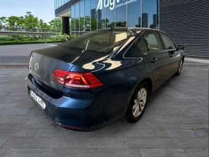 Volkswagen Passat Business 2.0 Tdi 90kw (122cv) Dsg - Foto 4