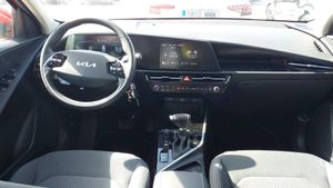 Kia Niro 1.6 Gdi Hev 104kw (141cv) Concept - Foto 8