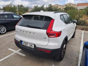 Volvo Xc40 1.5 T2 Momentum Core Auto - Foto 4