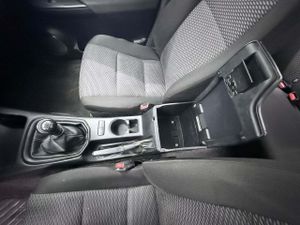 Toyota Hilux 2.4 D4D Cabina Doble GX  - Foto 25