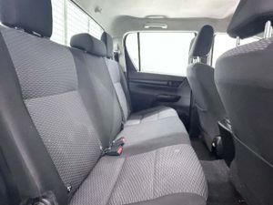 Toyota Hilux 2.4 D4D Cabina Doble GX  - Foto 14