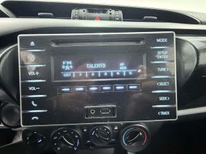 Toyota Hilux 2.4 D4D Cabina Doble GX  - Foto 22