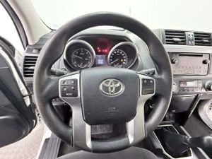 Toyota Land Cruiser 2.8 D4D GX  - Foto 12