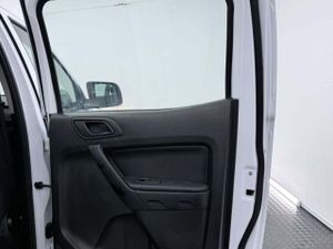 Ford Ranger 2.0 Ecobl 125kW 4x4 Dob Cab. Limited SS  - Foto 37