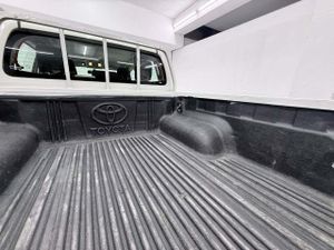 Toyota Hilux 2.4 D4D Cabina Doble GX  - Foto 29