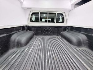 Toyota Hilux 2.4 D4D Cabina Doble GX  - Foto 30