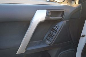 Toyota Land Cruiser 2.8 D4D GX 7 Plazas - Foto 30