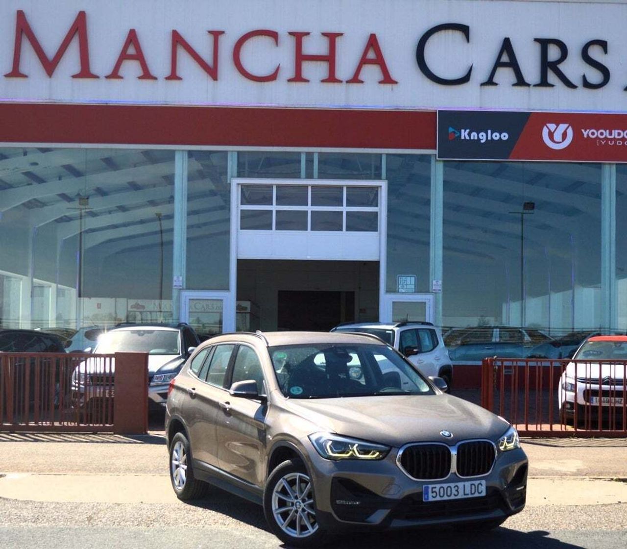 BMW X1 sDrive18dA Business  - Foto 1