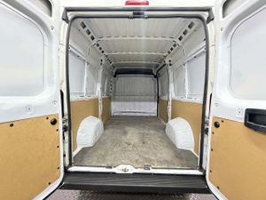 Citroën Jumper BlueHDi 88KW 120CV Furgon 33L2H2  - Foto 31