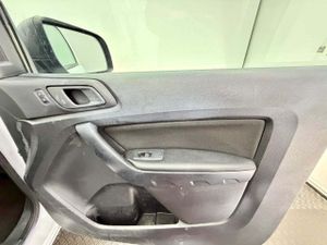 Ford Ranger 2.2 TDCi 118kW 4x4 Cab. Sencilla XL SS  - Foto 23