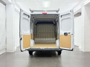 Citroën Jumper BlueHDi 103KW 140CV Furgon 35L2H2  - Foto 29