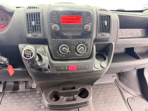 Citroën Jumper BlueHDi 103KW 140CV Furgon 35L2H2  - Foto 19
